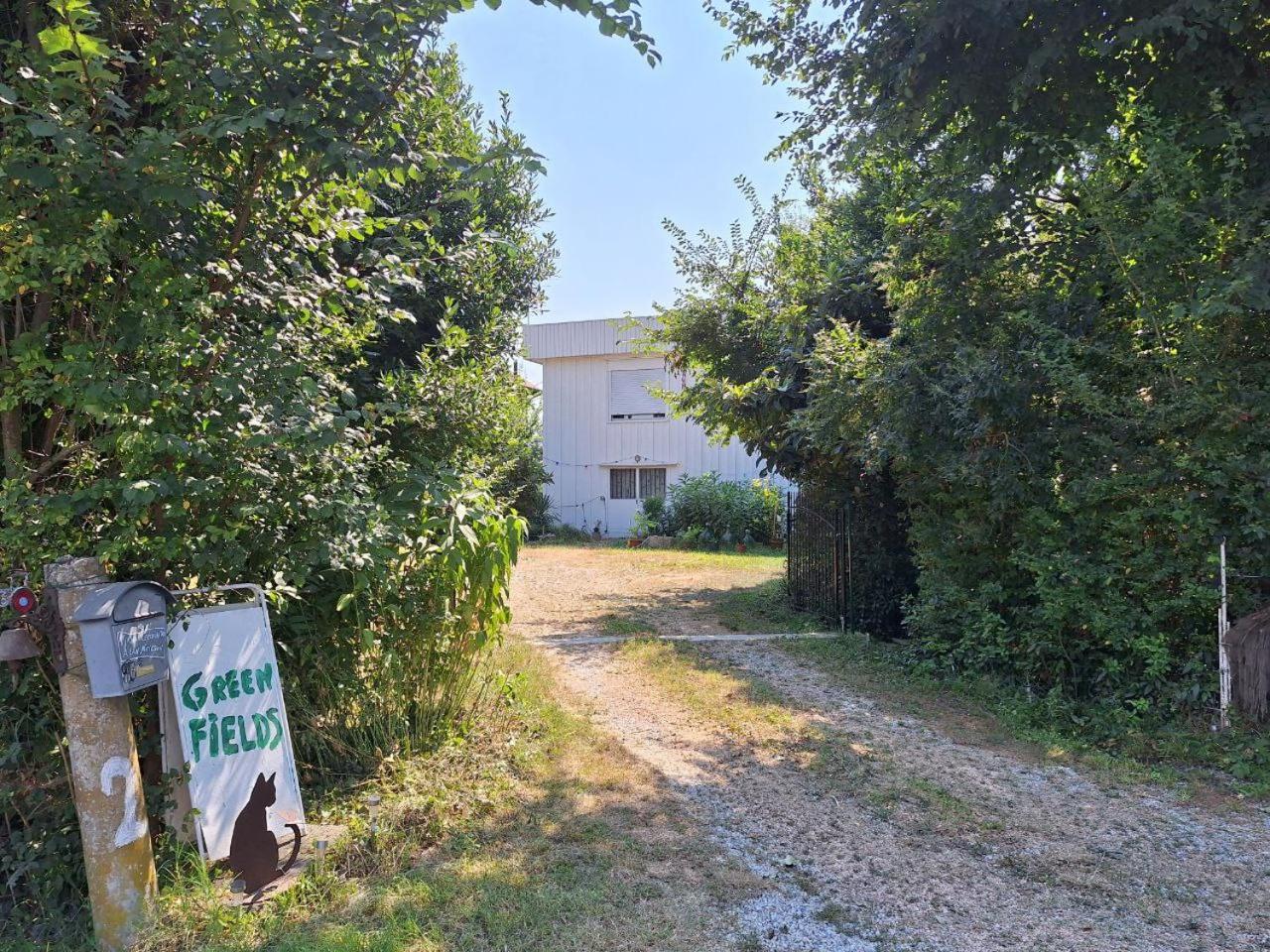 Green Fields بادوفا المظهر الخارجي الصورة